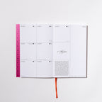 Mondkalender 2027 – Supernova Pink